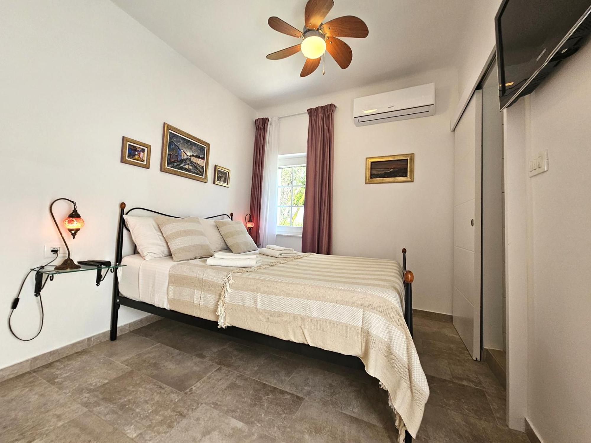 The Three Flowers Pool House Trogir Exterior foto